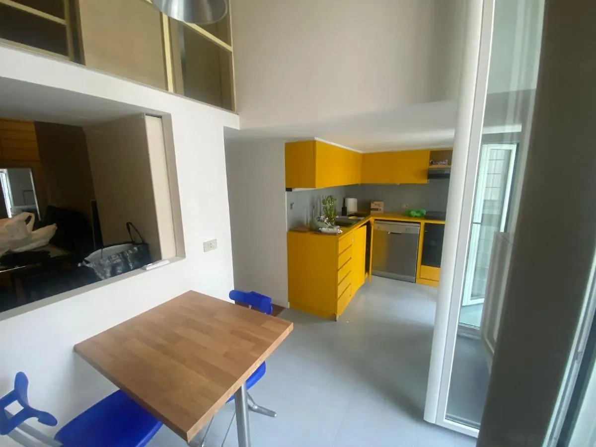 House City Bari Apartament
